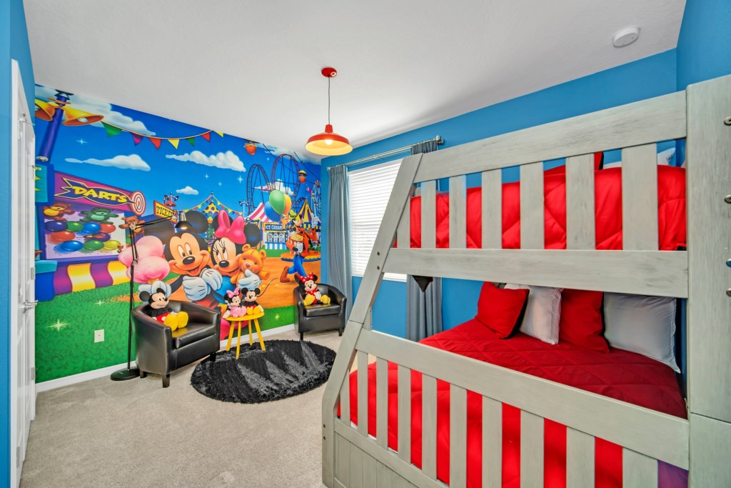 9 Storey Lake Resort 3 Bed Apartment Bunk Bedroom
